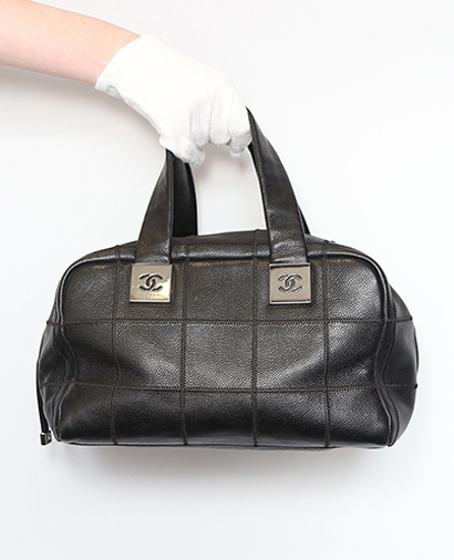 Square Stitch Bowling Bag, front view
